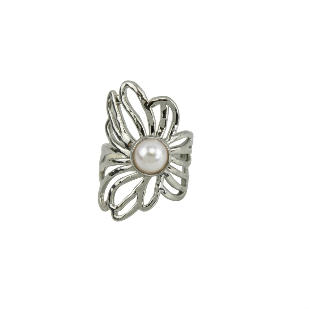 Anel Feminino em aço com Design de Flor e Pérola Central
