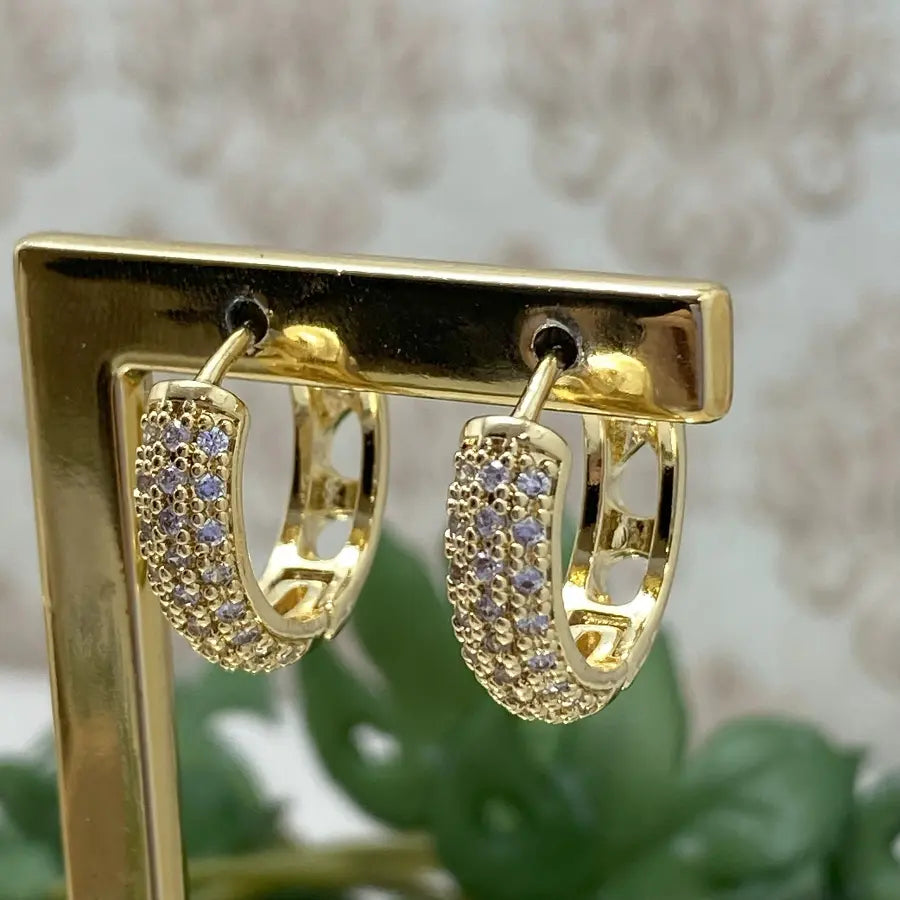Brinco Argola Cravejada am banho 18K