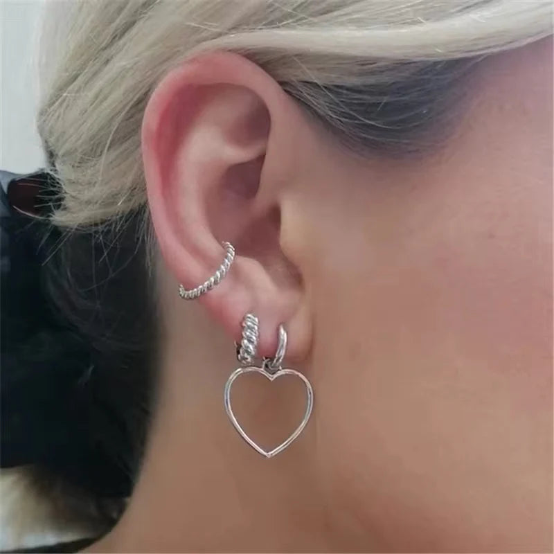Brincos de Argola com Pendente de Coração
