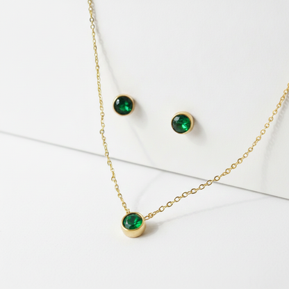 Conjunto em Aço Dourado com Pedras de Design Minimalista