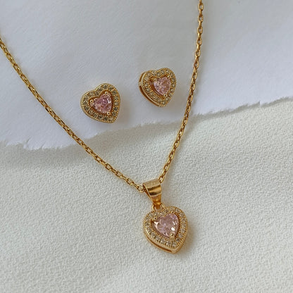 Conjunto Feminino Banhado a Ouro 14k com Coração Rosa