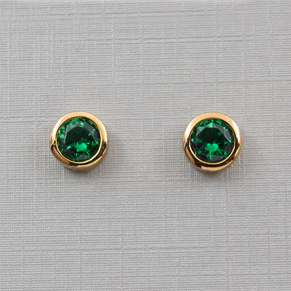 Conjunto em Aço Dourado com Pedras de Design Minimalista